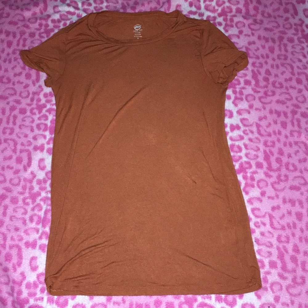 Wet seal tee shirt